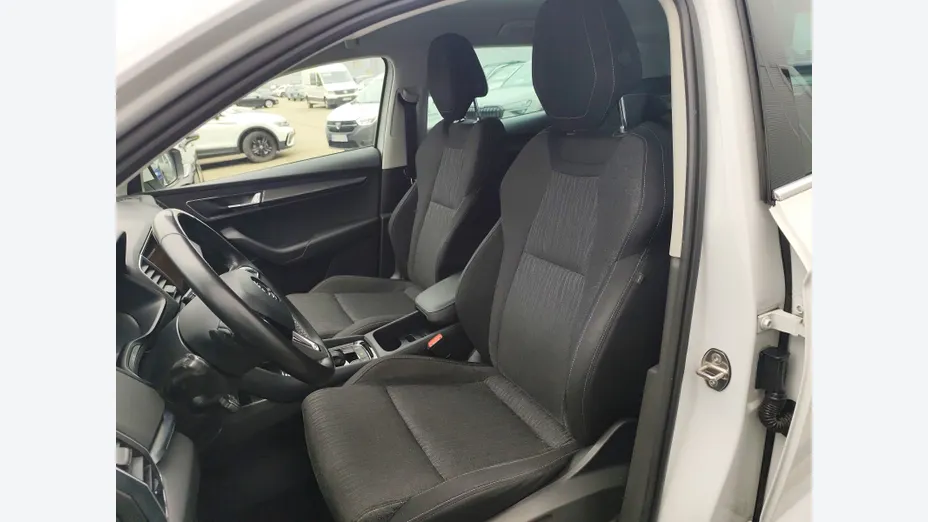 SKODA Karoq -