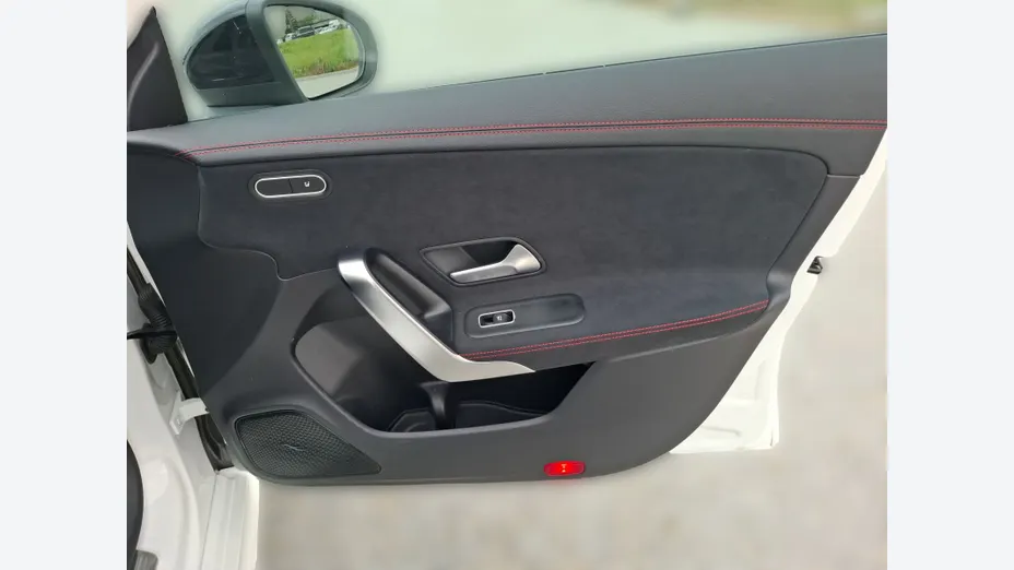 MERCEDES-BENZ CLA CLA 180 mHEV AMG Line 7G-DCT