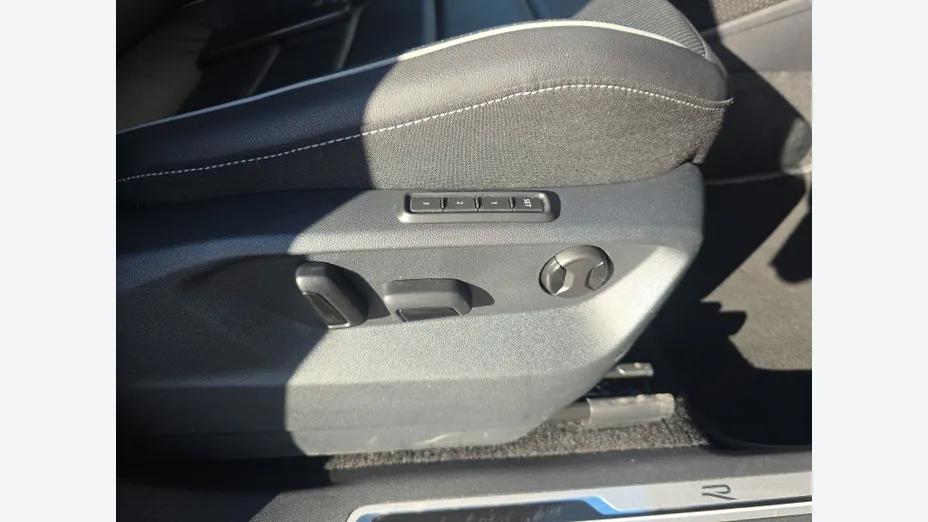 VOLKSWAGEN Tiguan Tiguan 2.0 TDI SCR 4Mot. R-Line DSG