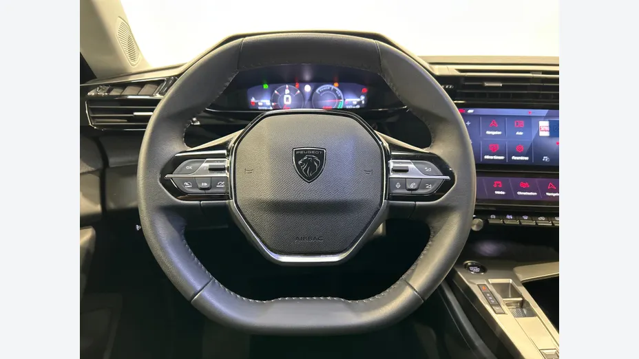 PEUGEOT 408 -