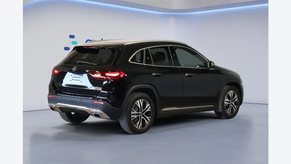 MERCEDES-BENZ GLA GLA 200 d Progressive 8G-DCT