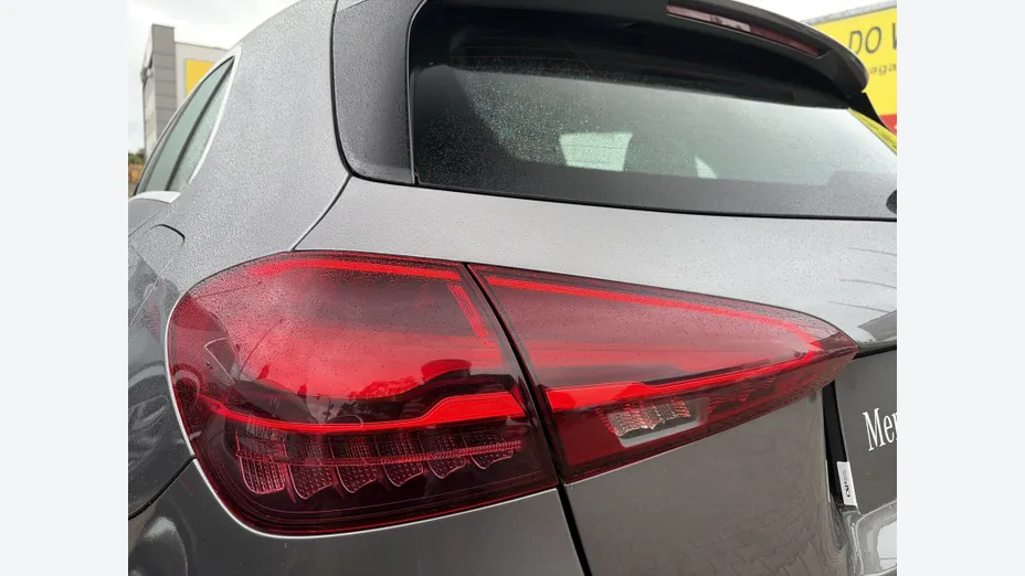 MERCEDES-BENZ A Klasa A 200 AMG Line 7G-DCT