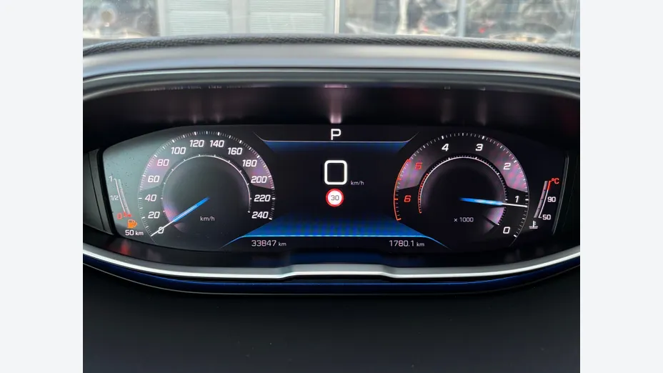 PEUGEOT 5008 5008 1.5 BlueHDi Allure Pack S&S EAT8