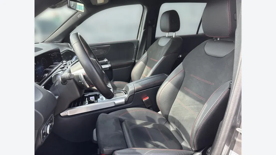 MERCEDES-BENZ GLB GLB 200 mHEV AMG Line 7G-DCT