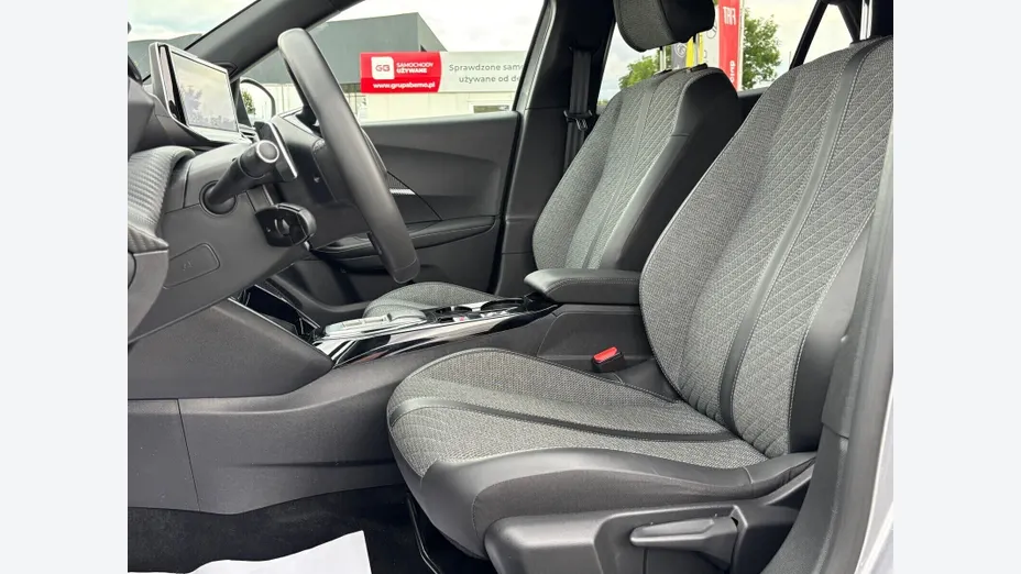 PEUGEOT 2008 2008 PureTech 130 Allure S&S EAT8