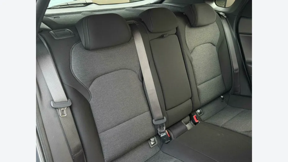 HYUNDAI i30 i30 1.0 T-GDI Smart