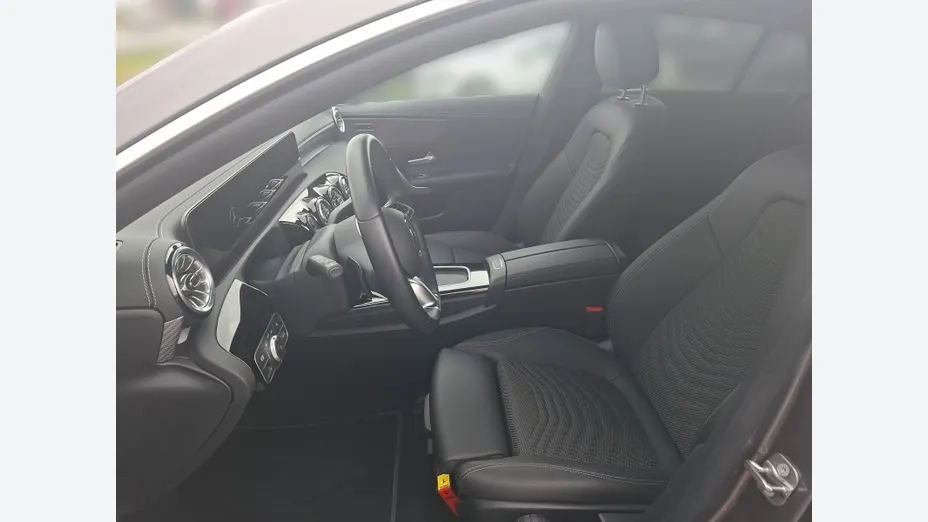 MERCEDES-BENZ CLA CLA 200 d Progressive 8G-DCT