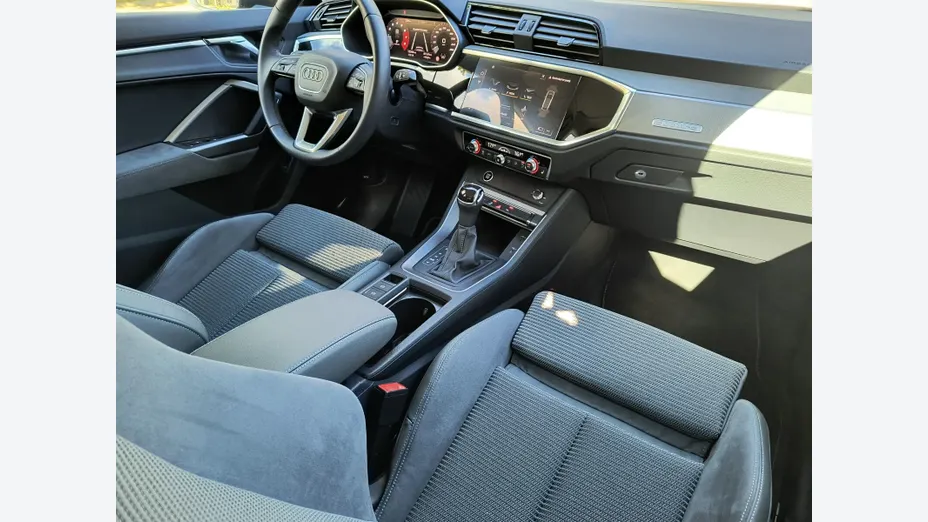 AUDI Q3 Sportback -