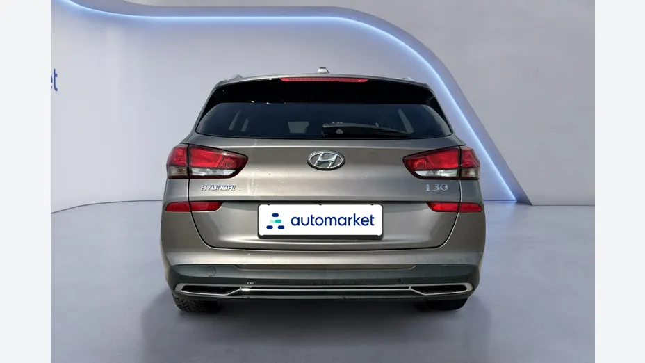 HYUNDAI i30 i30 1.0 T-GDI Smart