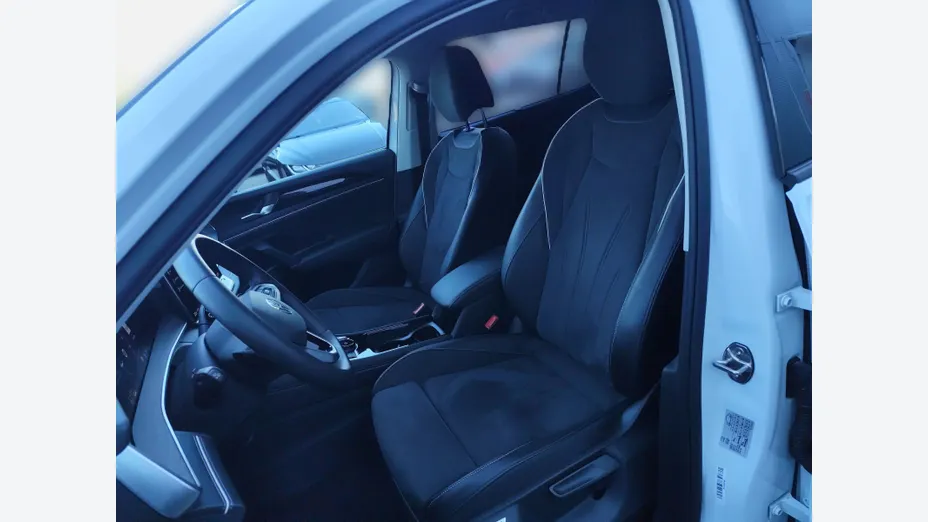 VOLKSWAGEN Tayron -