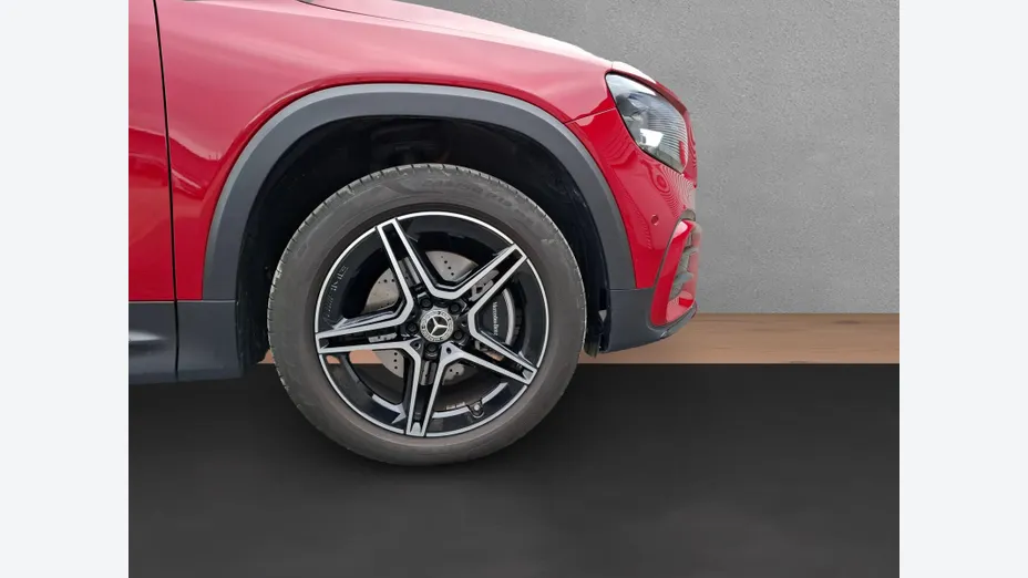 MERCEDES-BENZ GLB GLB 200 mHEV AMG Line 7G-DCT