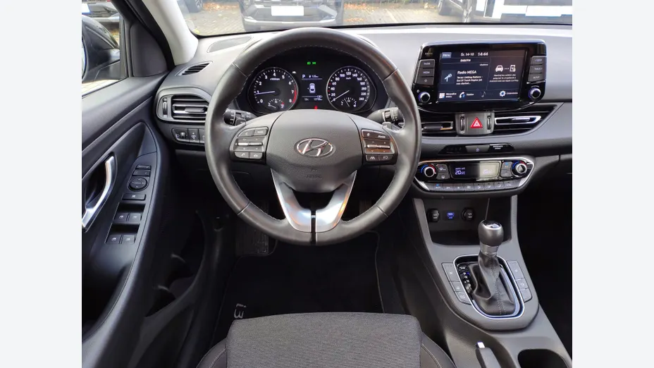 HYUNDAI i30 i30 Fastback 1.5 T-GDI 48V Smart DCT