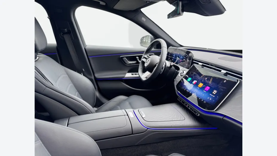 MERCEDES-BENZ E Klasa E 200 mHEV 4-Matic AMG 9G-Tronic