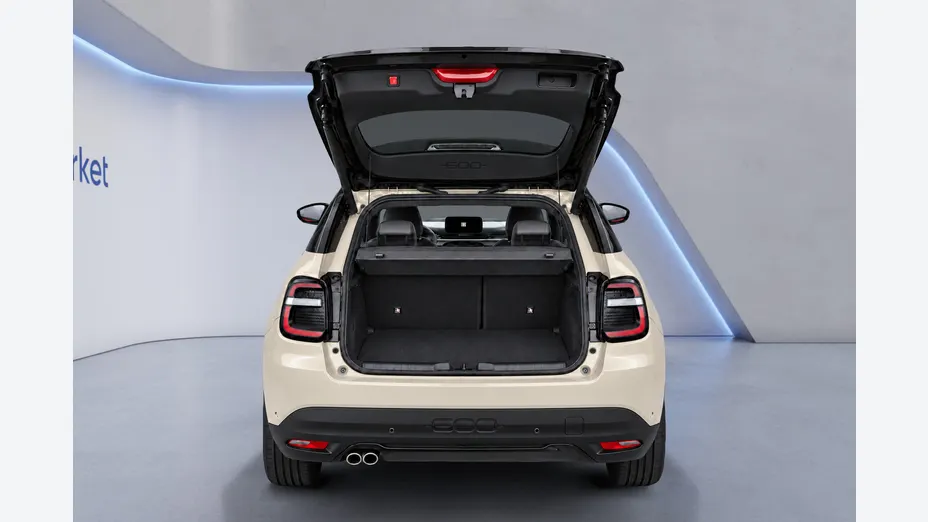 FIAT 600 600 1.2 Turbo Hybrid Sport eDCT Nowy