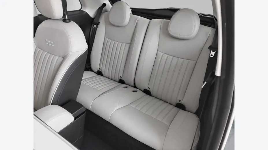 FIAT 500 500 1.0 GSE Hybrid La Prima Nowy