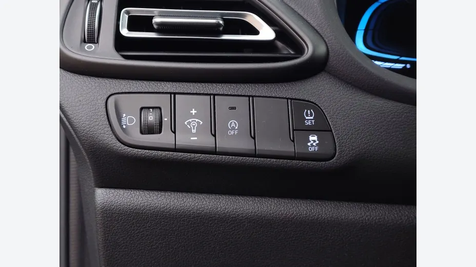 HYUNDAI i30 i30 1.0 T-GDI Modern DCT