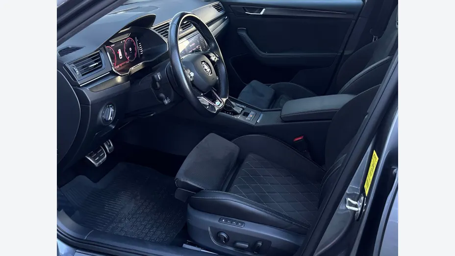 SKODA Superb Superb 2.0 TSI Sportline DSG