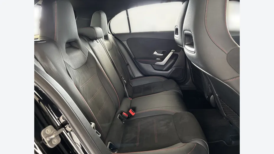 MERCEDES-BENZ A Klasa A 200 AMG Line 7G-DCT