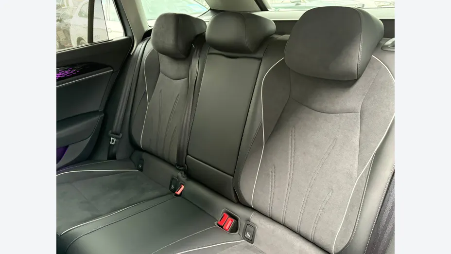 VOLKSWAGEN Passat Passat 2.0 TDI SCR Elegance DSG