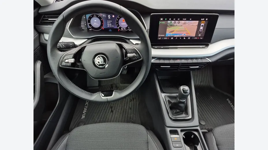SKODA Octavia -