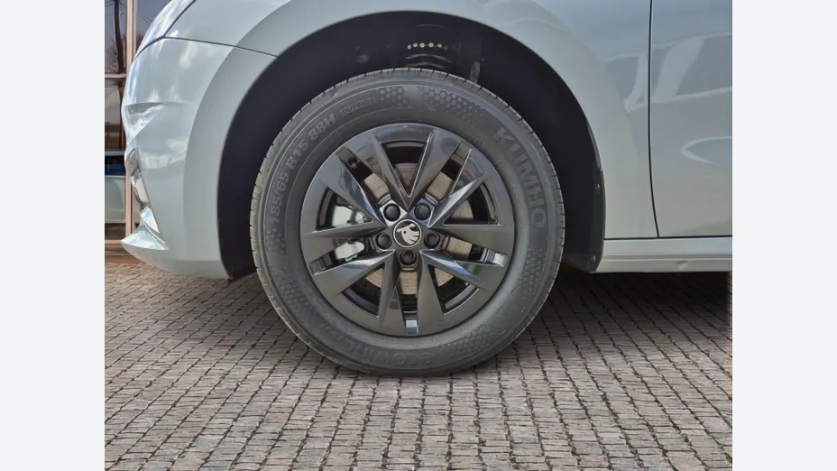 SKODA Fabia Fabia 1.0 TSI Drive DSG Nowy