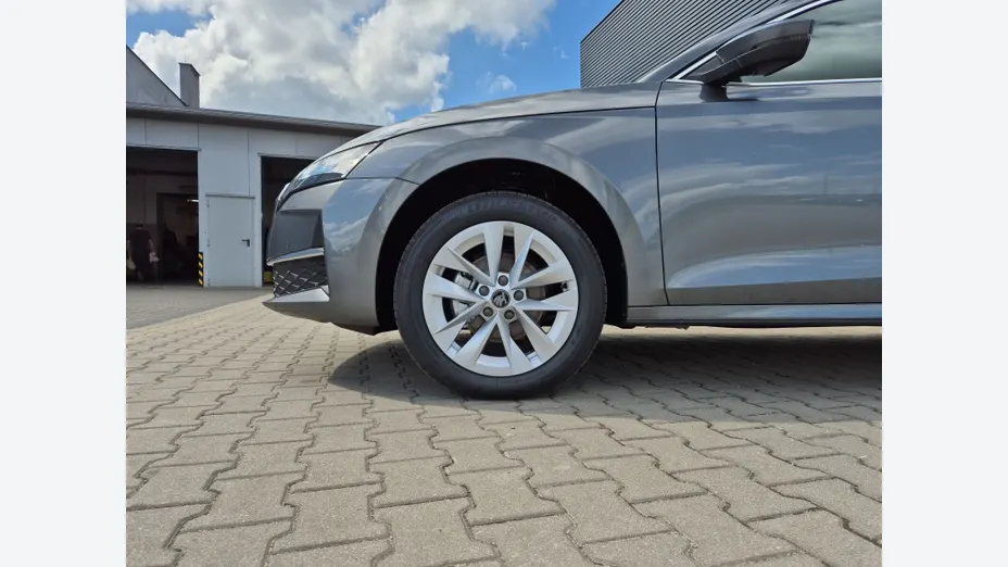 SKODA Octavia Octavia 1.5 TSI Drive Selection Nowy