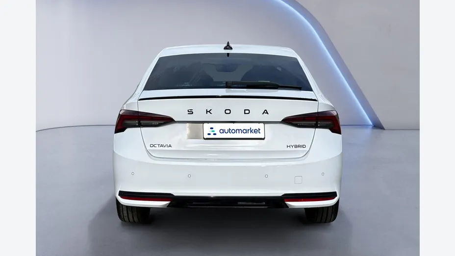 SKODA Octavia Octavia 1.5 TSI mHEV Sportline Tech DSG Nowy