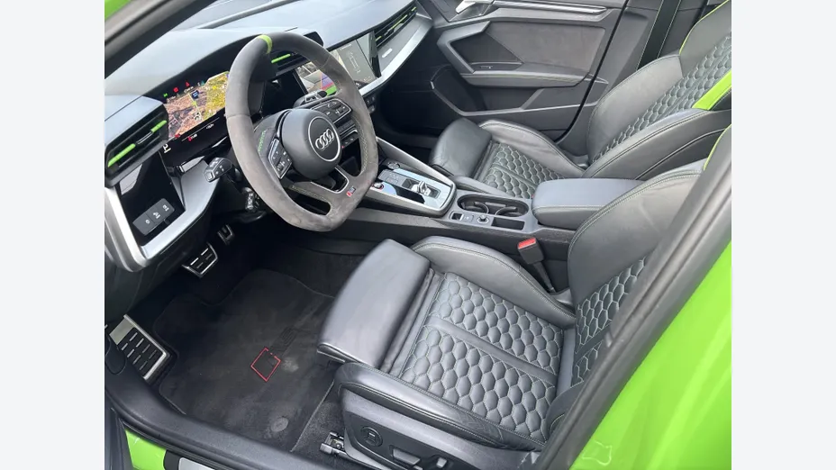 AUDI RS3 -