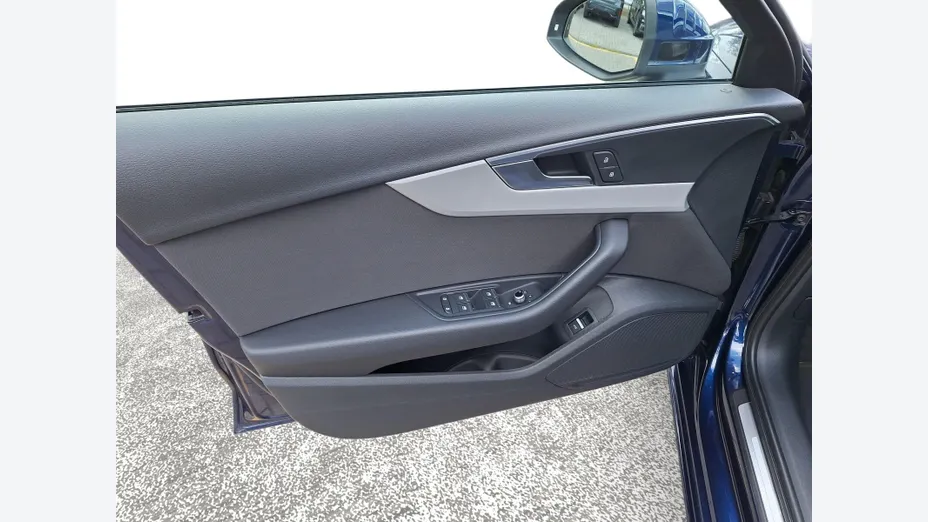 AUDI A4 Avant -