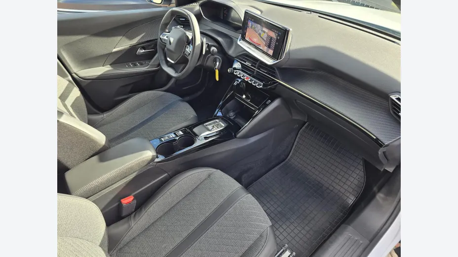 PEUGEOT 2008 2008 PureTech 130 GT S&S EAT8