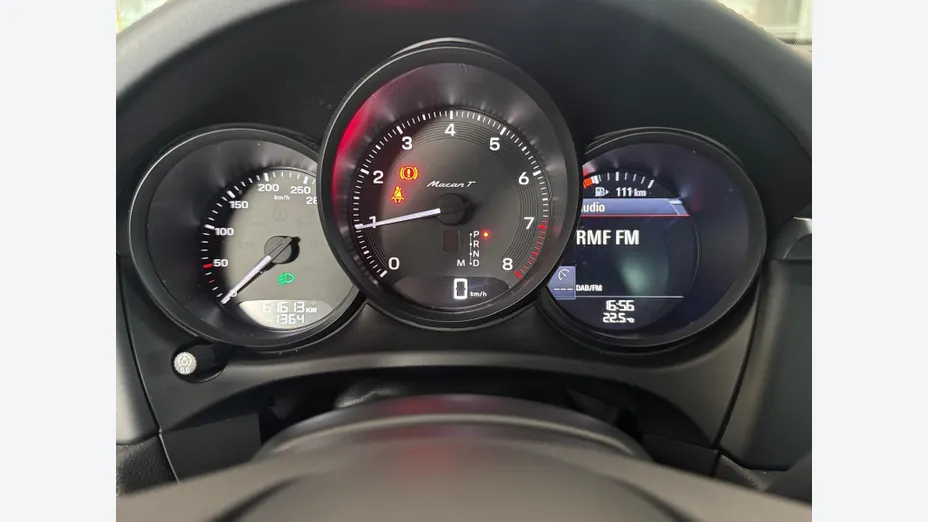 PORSCHE Macan Macan T