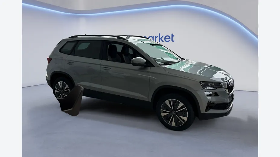 SKODA Karoq Karoq 1.5 TSI ACT Drive Nowy