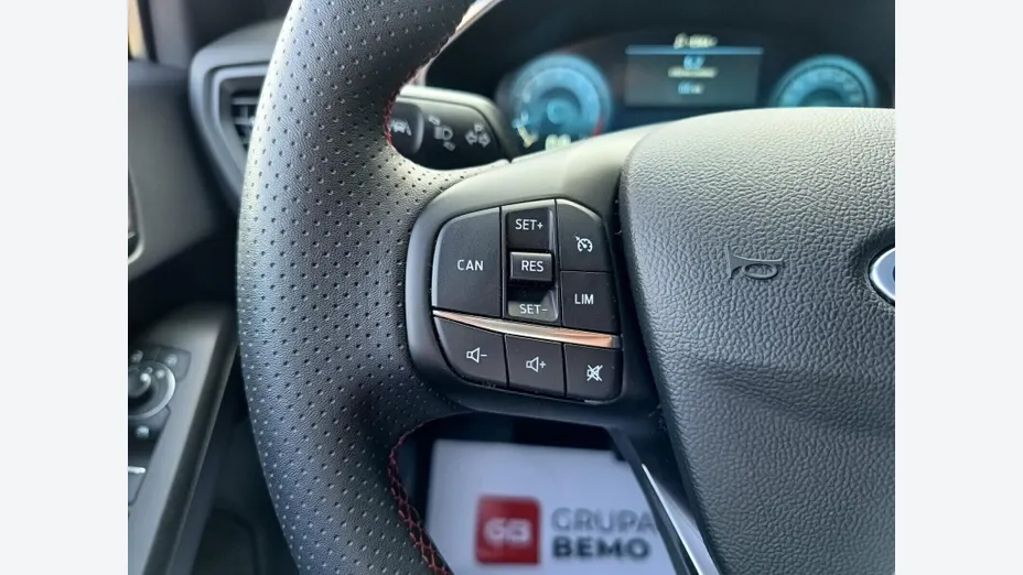 FORD Focus Focus 1.0 EcoBoost mHEV ST-Line X aut