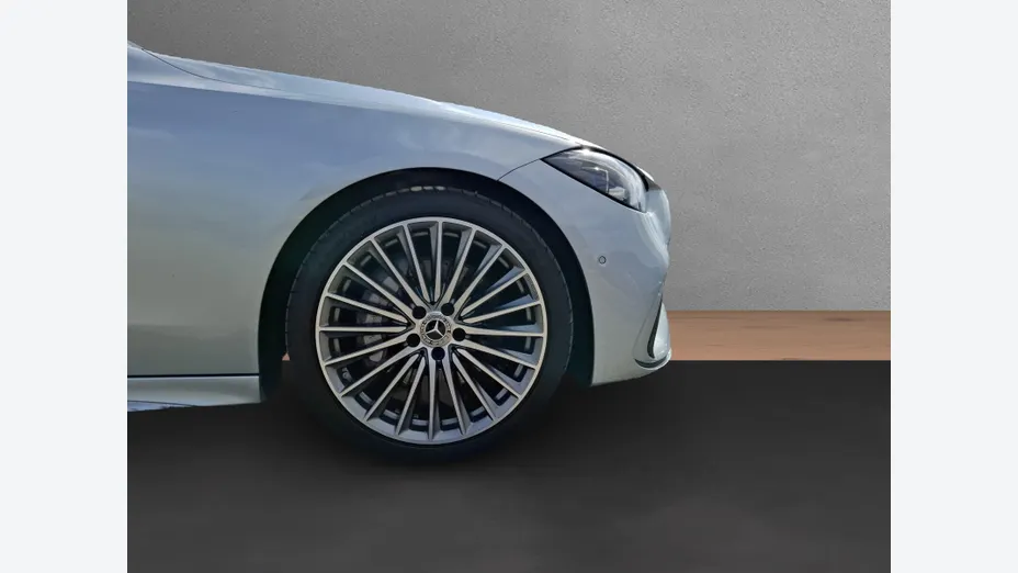 MERCEDES-BENZ C Klasa C 200 mHEV 4-Matic AMG