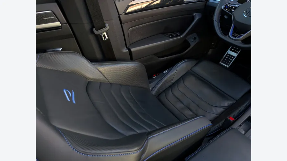 VOLKSWAGEN Arteon Arteon 2.0 TSI 4Motion R DSG
