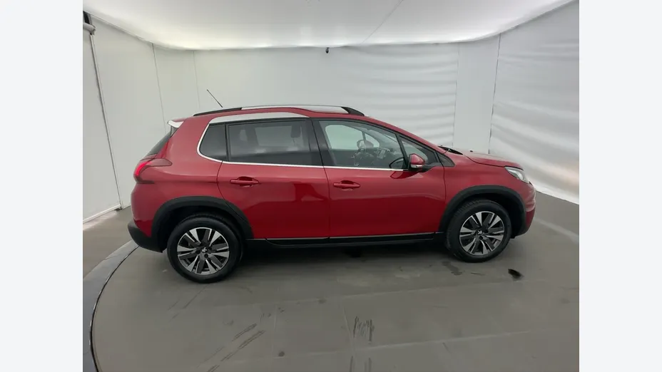 PEUGEOT 2008 -