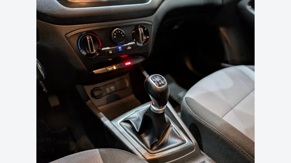 HYUNDAI i20 i20 1.2 BlueDrive Classic +