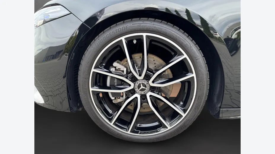 MERCEDES-BENZ A Klasa A 220 4-Matic AMG Line 8G-DCT