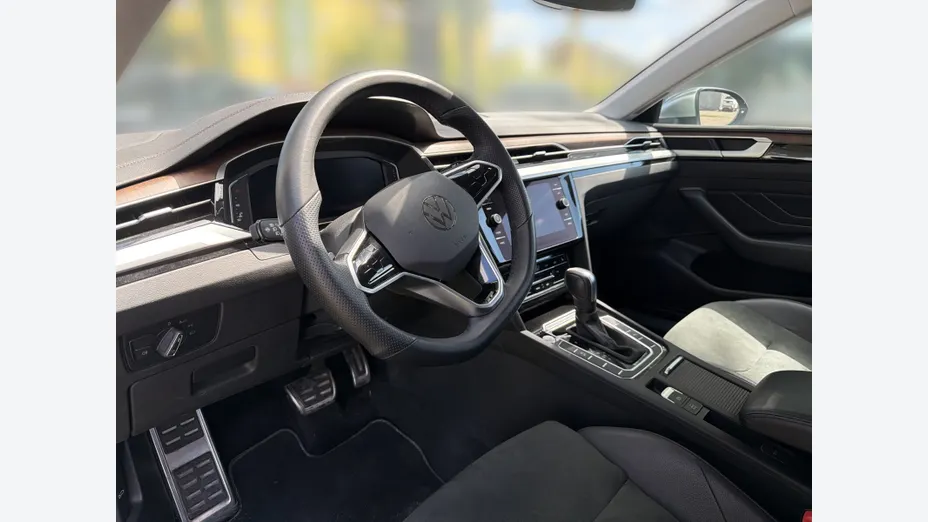 VOLKSWAGEN Arteon Arteon 2.0 TSI Elegance DSG