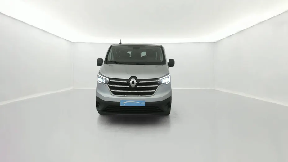 RENAULT Trafic -