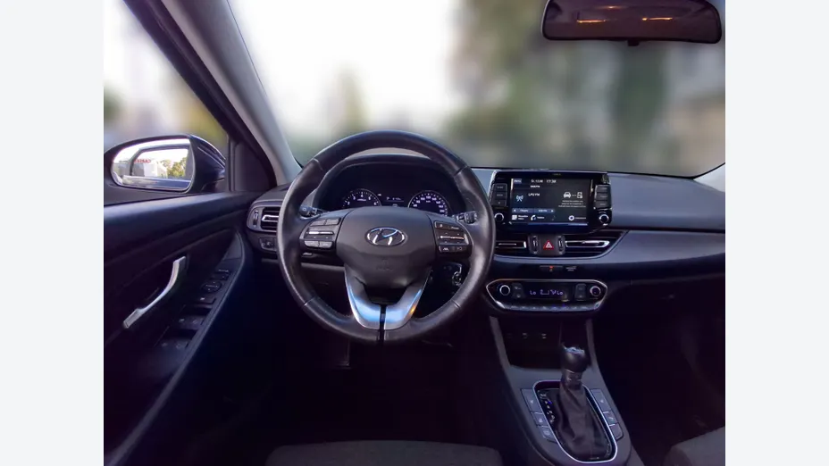 HYUNDAI i30 i30 1.0 T-GDI Smart DCT