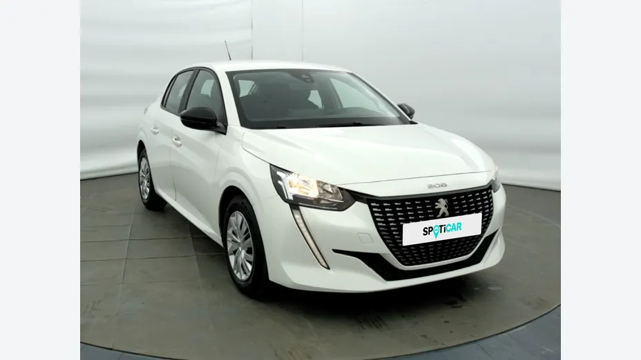 PEUGEOT 208 -