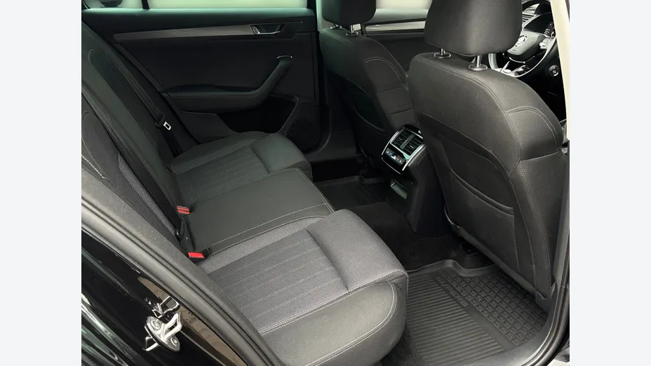 SKODA Superb Superb 2.0 TSI Style DSG