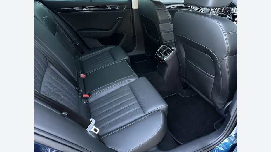 SKODA Superb Superb 2.0 TDI SCR 4x4 L&K DSG