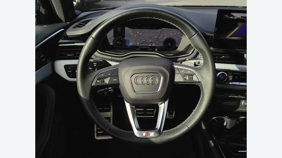 AUDI A4 Avant -