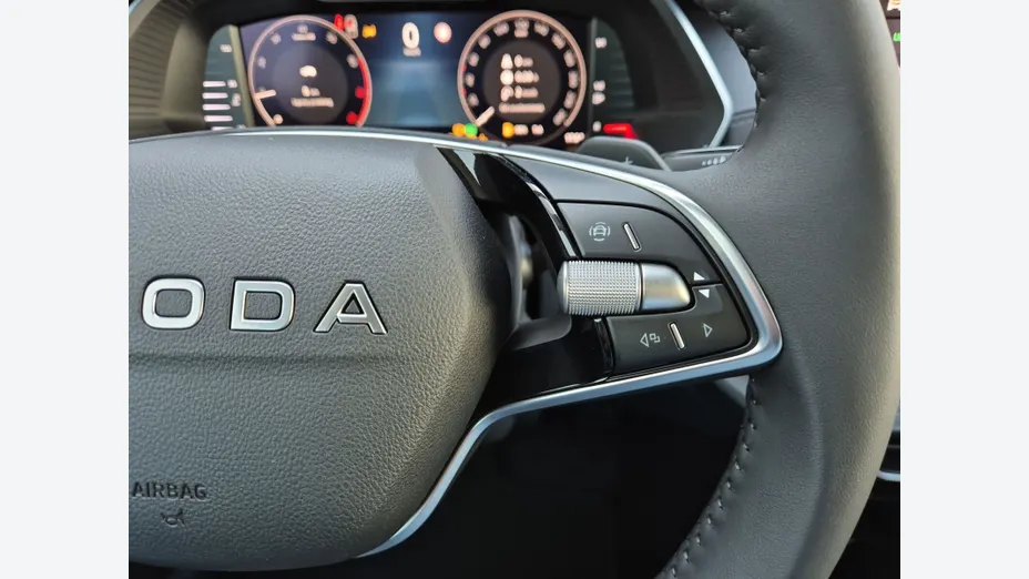SKODA Octavia Octavia 1.5 TSI mHEV Drive Selection DSG Nowy