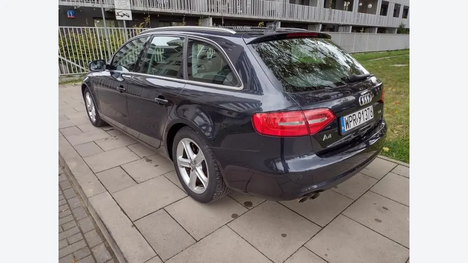 AUDI A4 Avant -