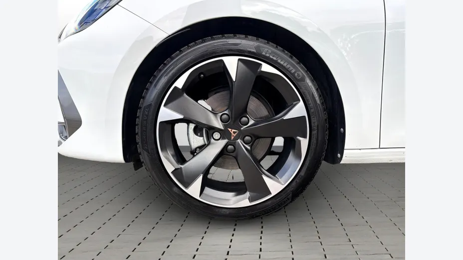 CUPRA Leon Leon 1.5 eTSI mHEV DSG