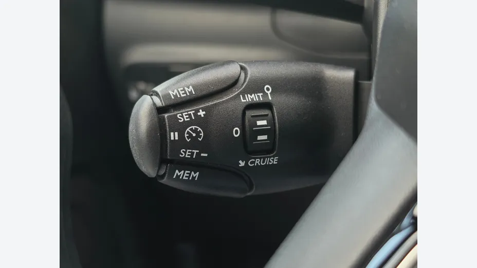 CITROEN C3 C3 1.2 PureTech Max EAT6