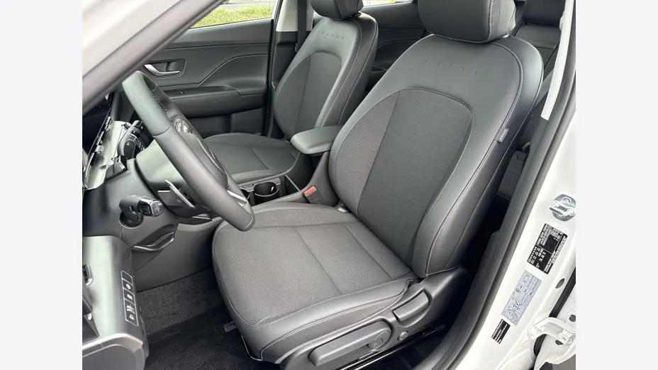 HYUNDAI Kona Kona 1.6 GDI Hybrid Executive DCT Nowy